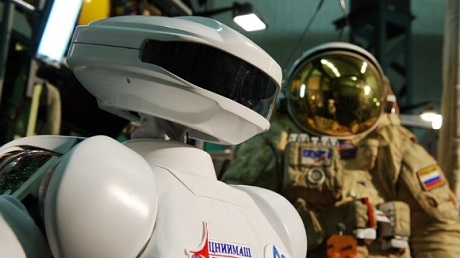 «Дети будут осваивать космос на Всемирной Олимпиаде роботов в России»